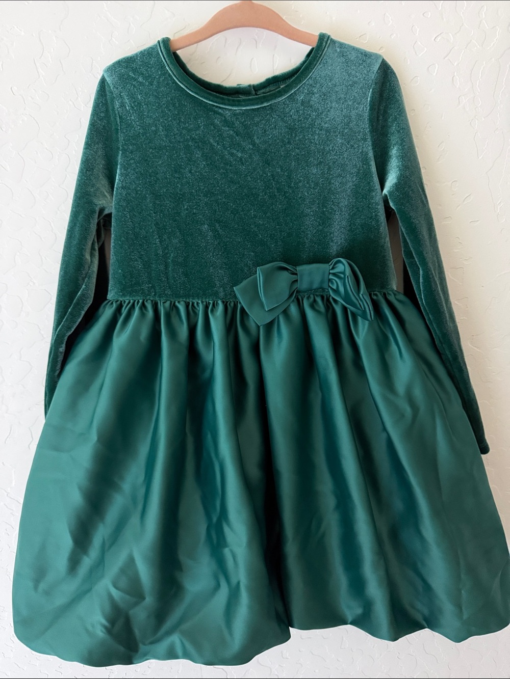 💚 Cat & Jack Emerald Green Velvet and Satin Bow Holiday Dress - Size 4T